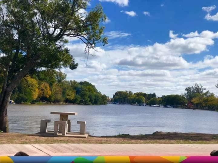 Hotel Berlin Gualeguaychú Extérieur photo